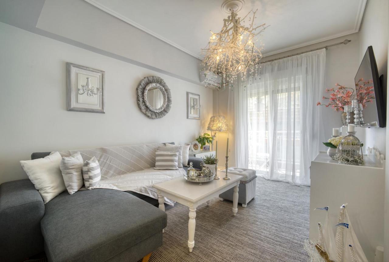 Luxury Apartments Zeas Пирей Экстерьер фото