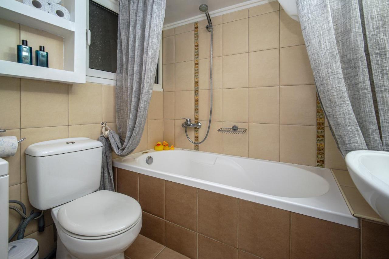 Luxury Apartments Zeas Пирей Экстерьер фото