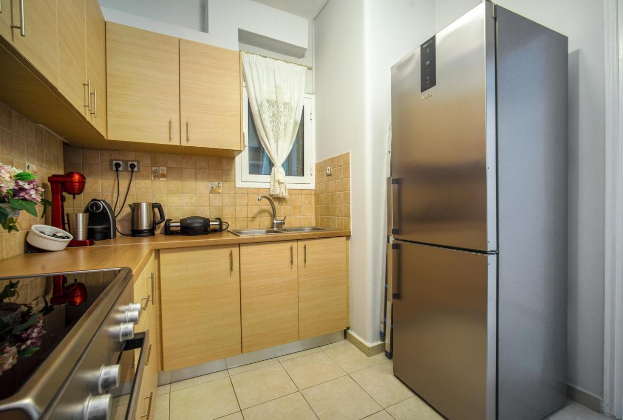 Luxury Apartments Zeas Пирей Экстерьер фото