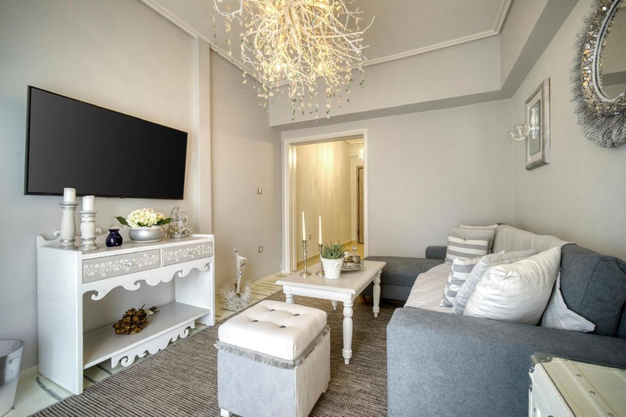 Luxury Apartments Zeas Пирей Экстерьер фото