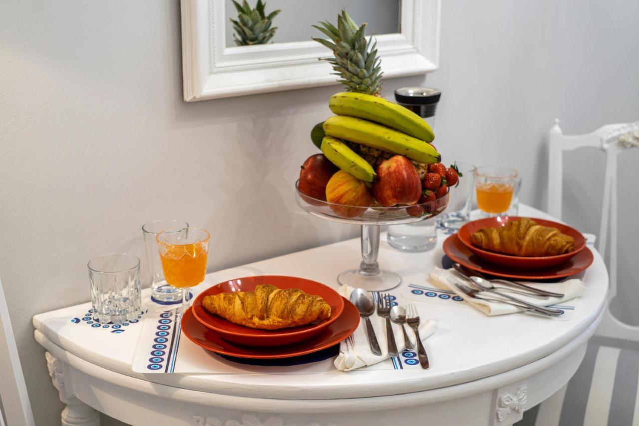 Luxury Apartments Zeas Пирей Экстерьер фото