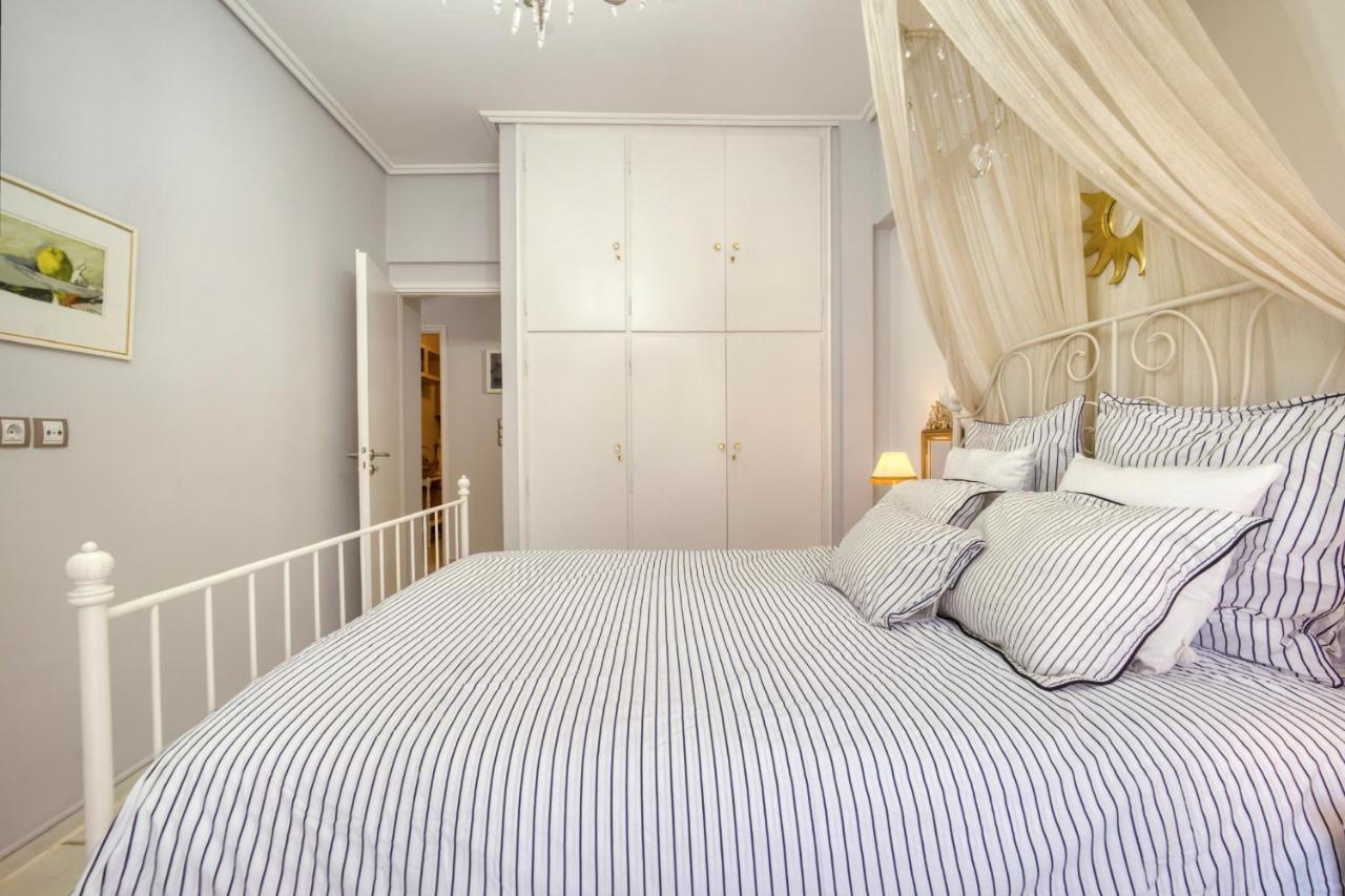 Luxury Apartments Zeas Пирей Экстерьер фото