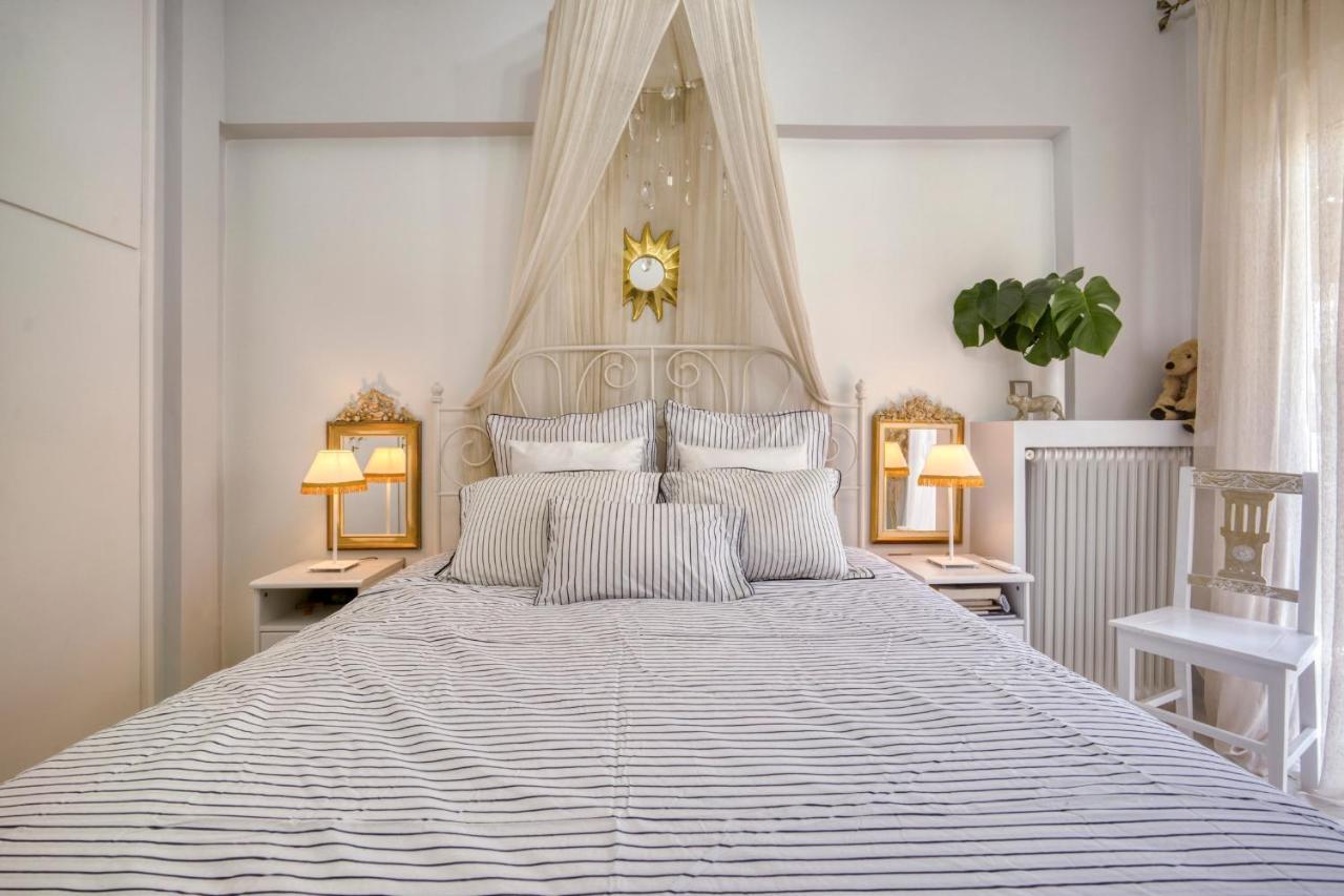 Luxury Apartments Zeas Пирей Экстерьер фото